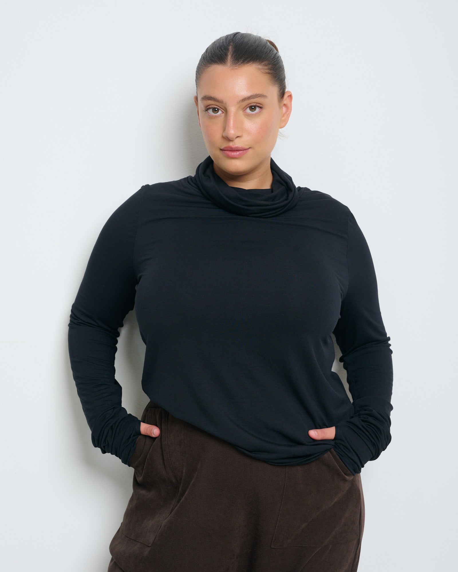 Linoy 2.0 Turtleneck Top Black