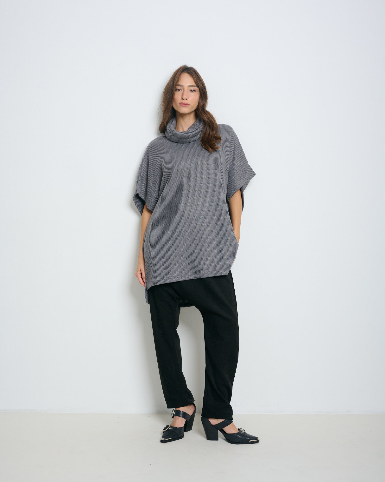 Amelia Top Grey - Layou Design by Shay Sobol