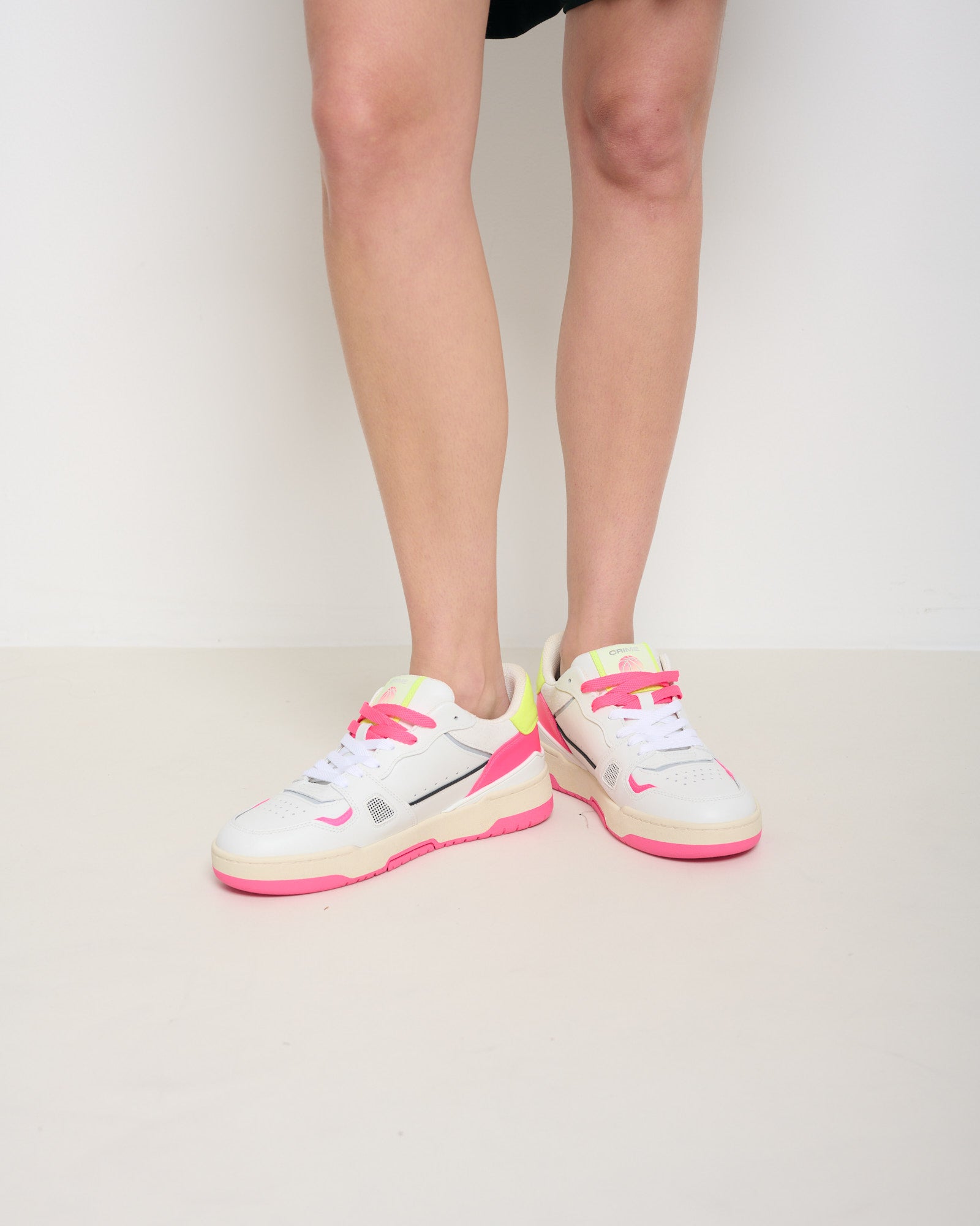 Susie Sneakers- Crime London