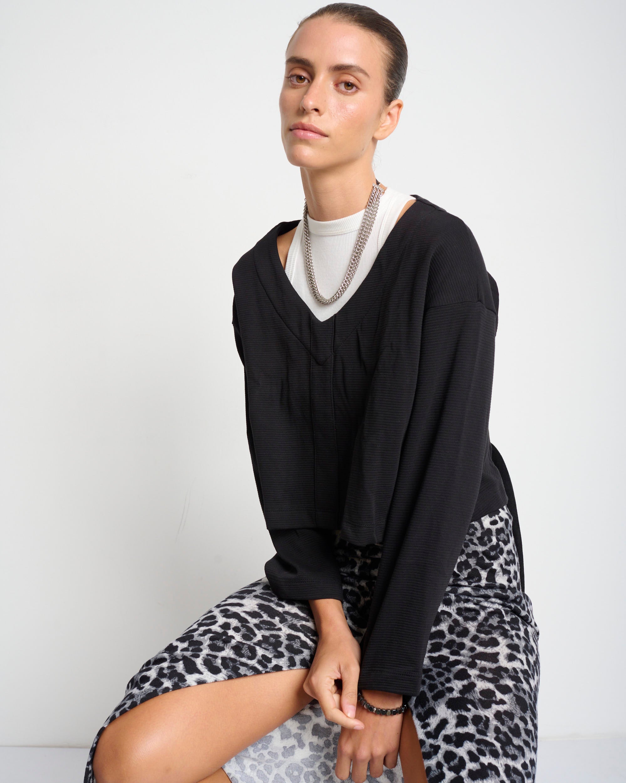 Louisa V Top Black