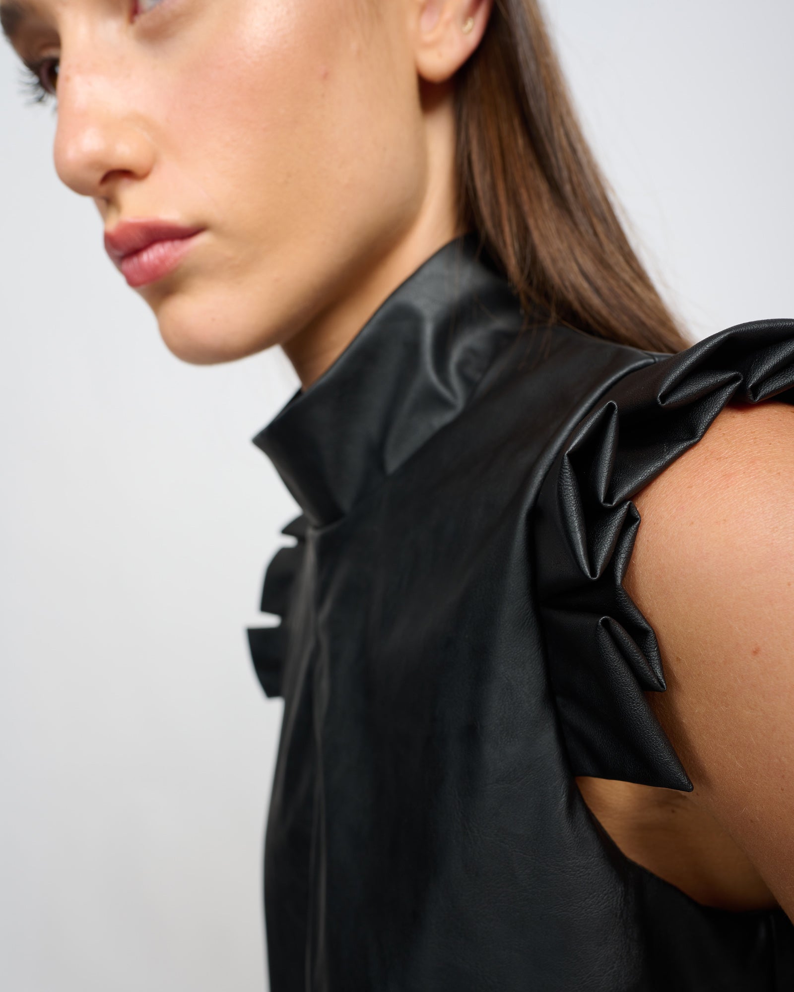 Ella Top Black