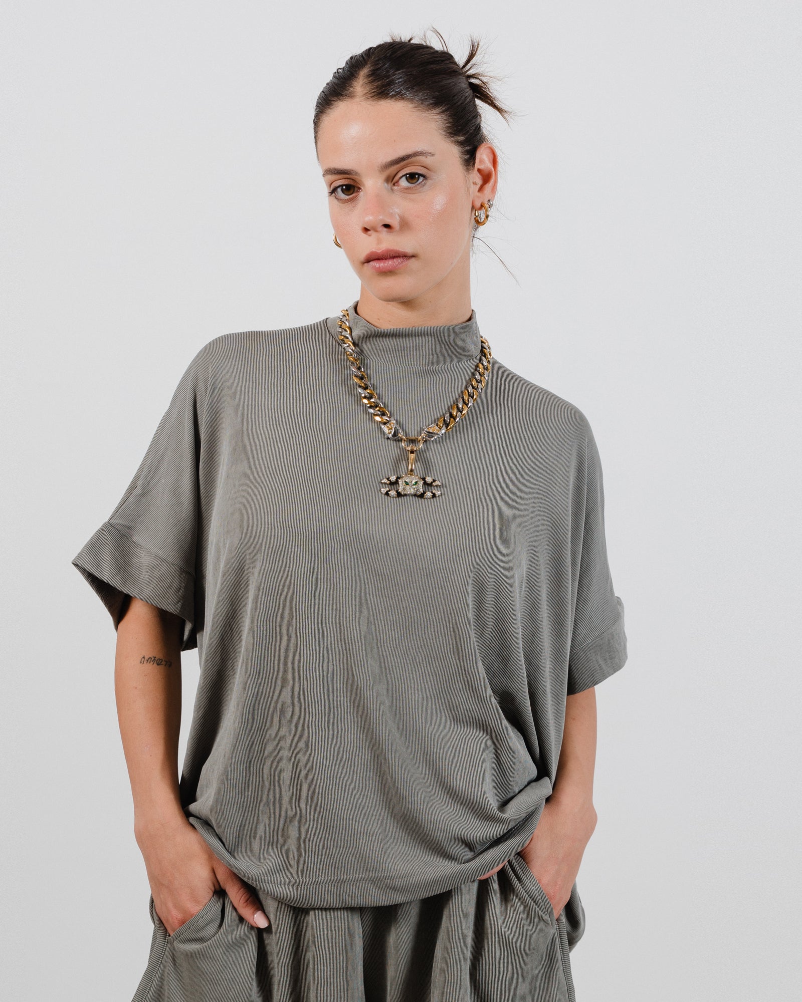 Jane Top Olive Grey Rib
