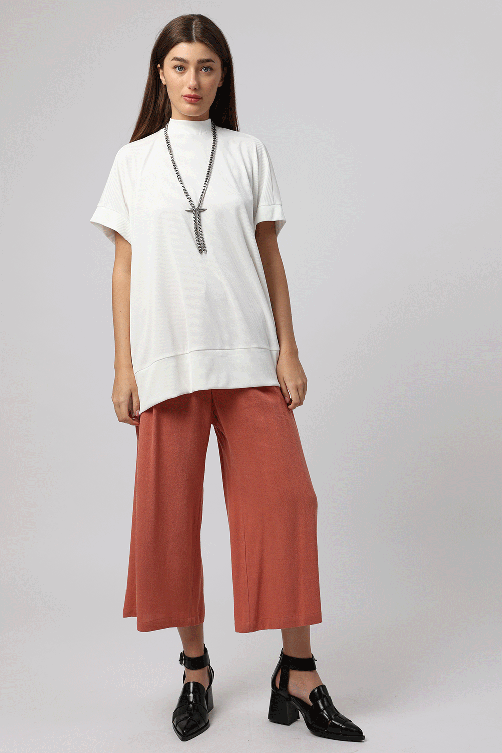 Fabiola Top White - Layou Design by Shay Sobol