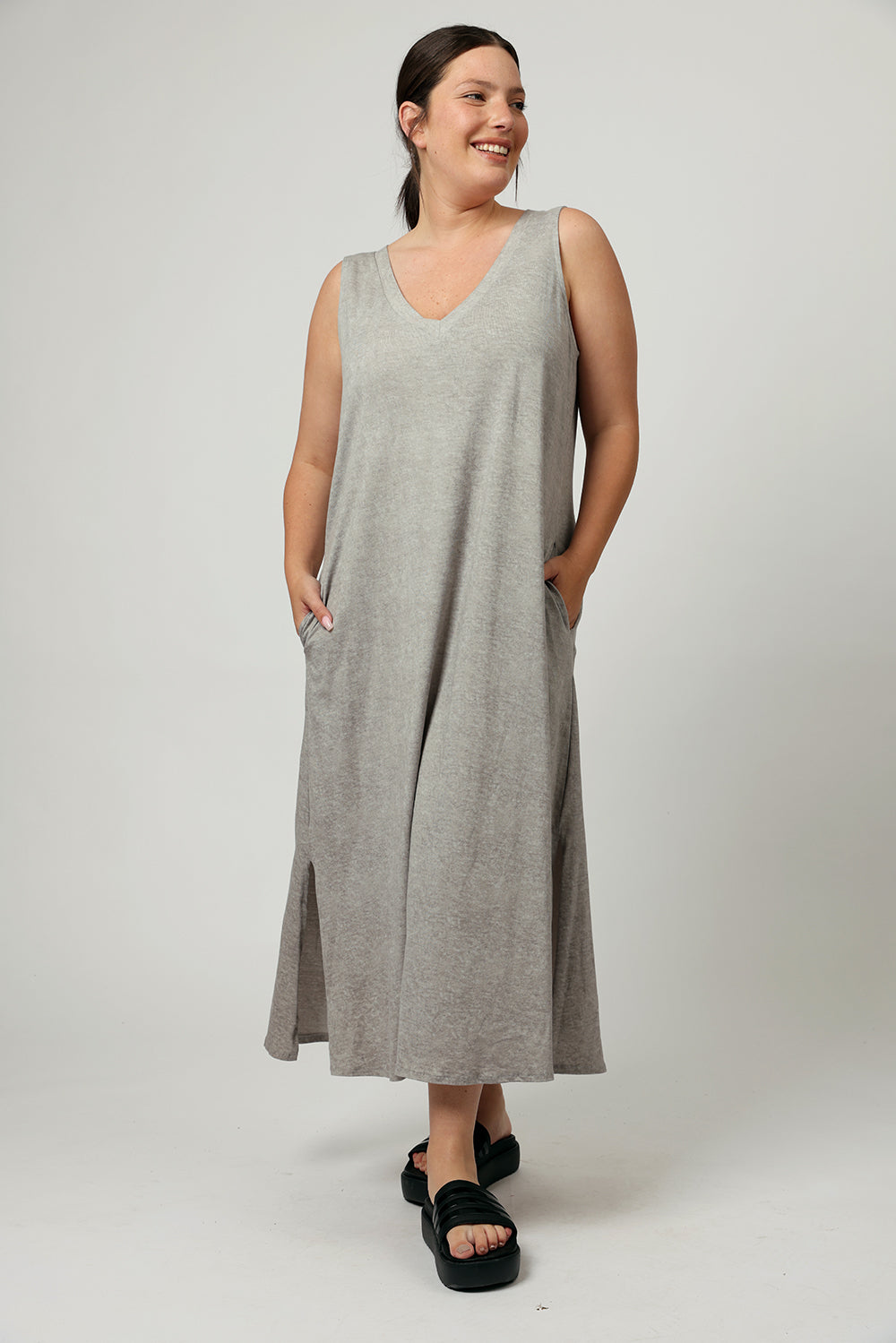 Liri Dress Grey