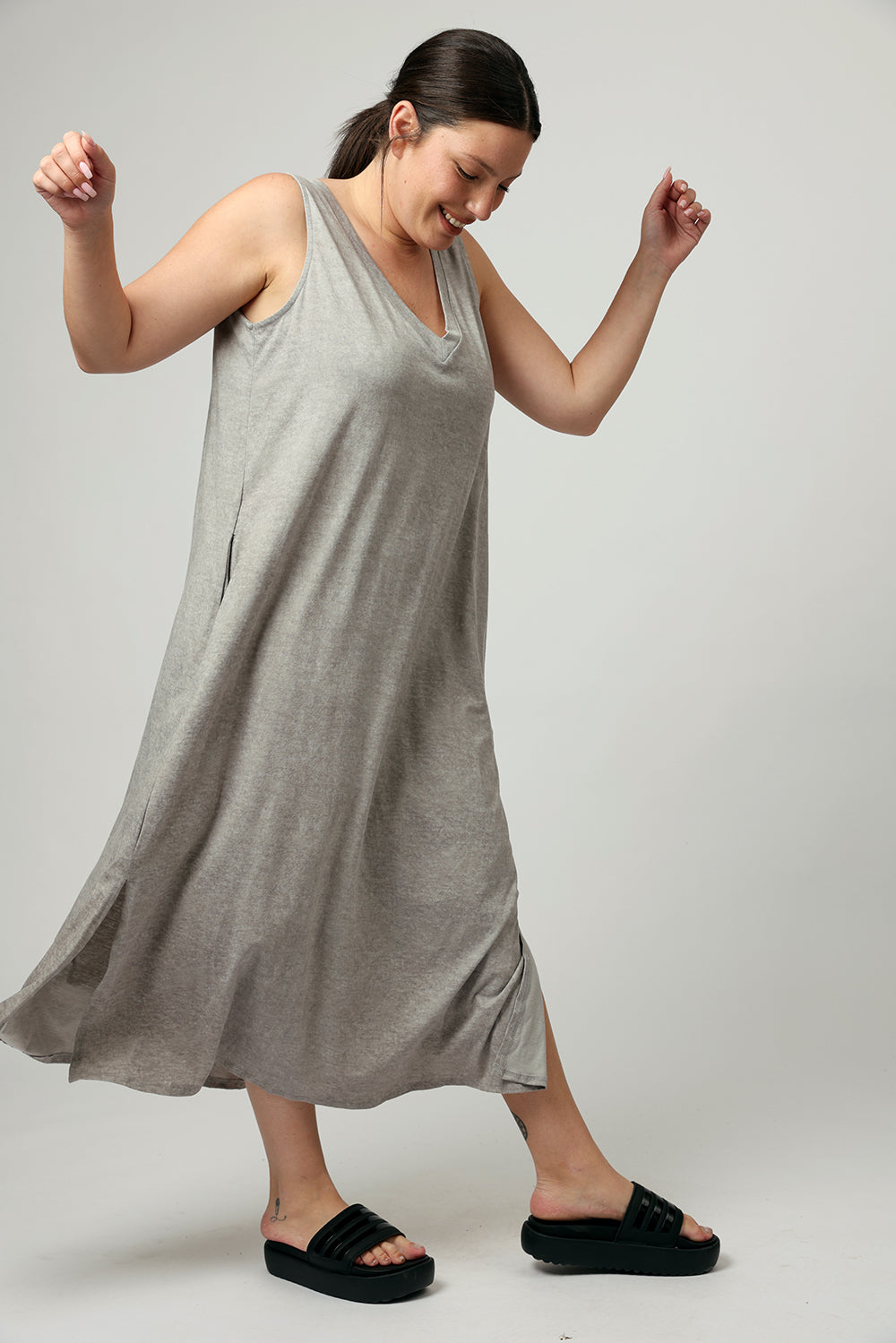 Liri Dress Grey