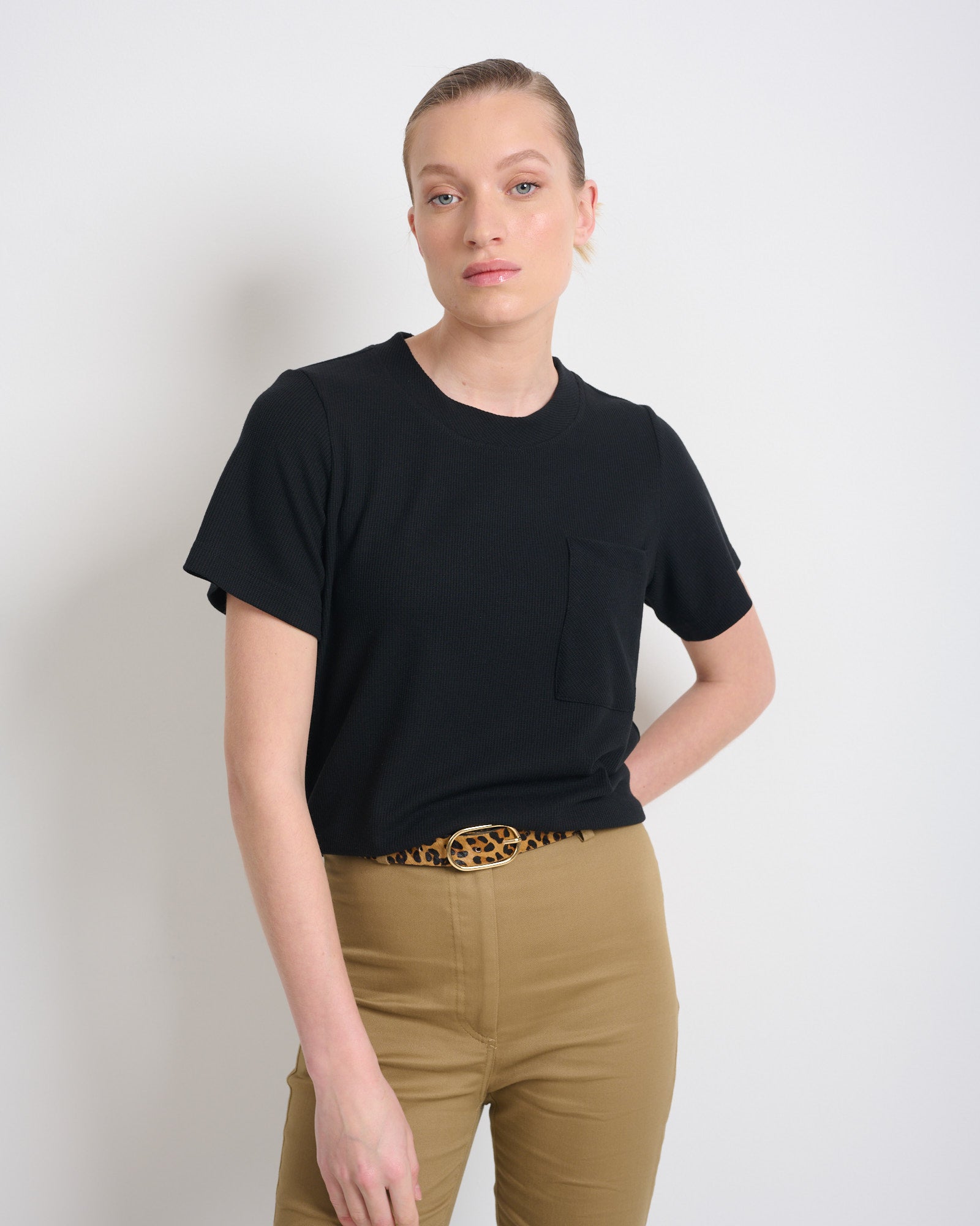 Desi T Shirt Black