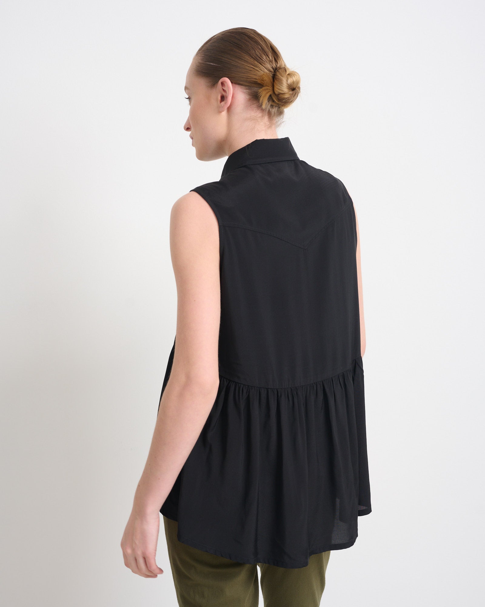 Ray Shirt Black - Layou Design by Shay Sobol