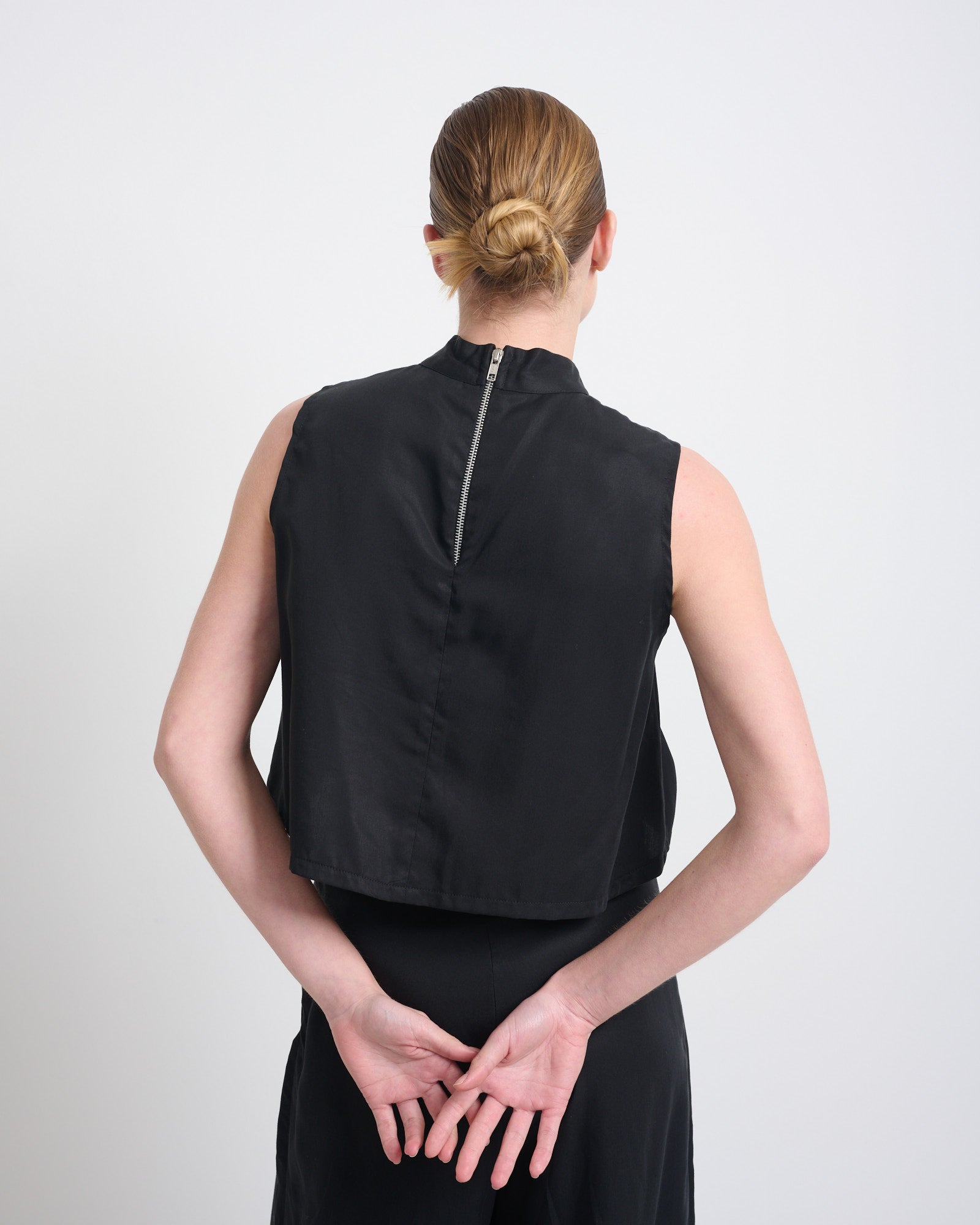 Loreen Top Black - Layou Design by Shay Sobol