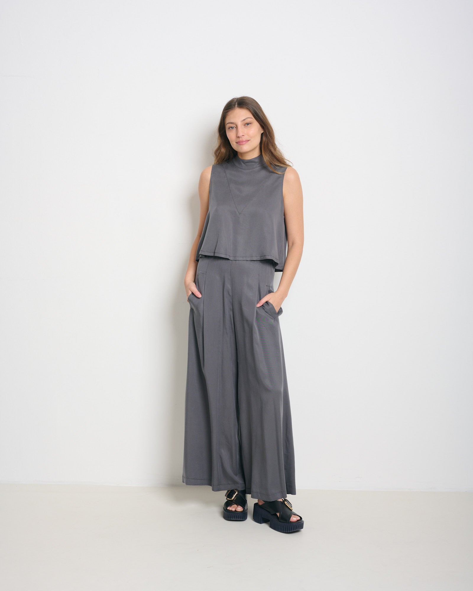 Loreen Top Dark Grey