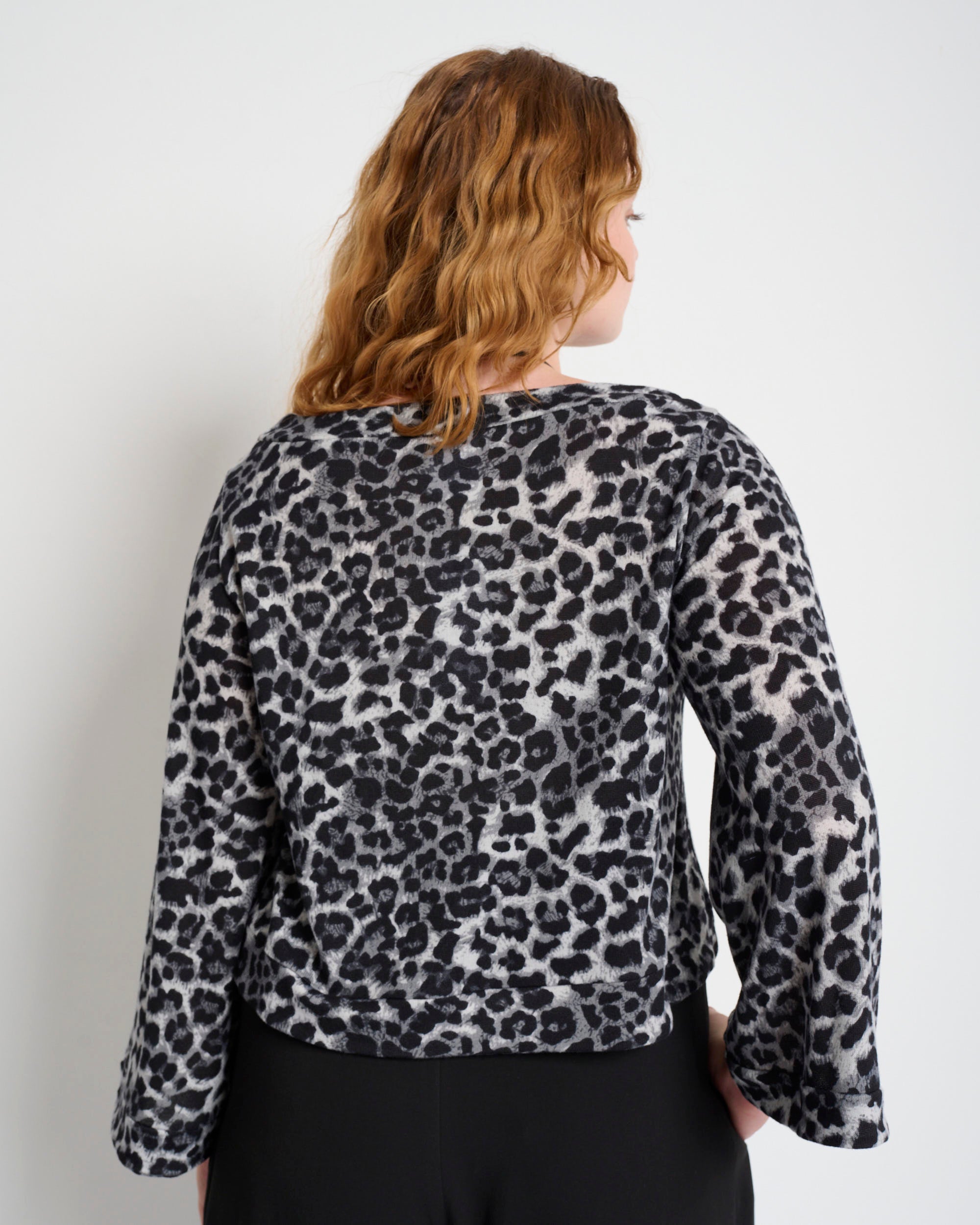 Lili Top Grey Leopard