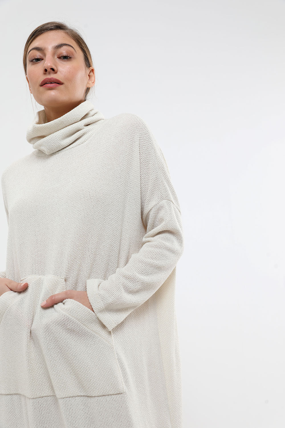 Sonia dress cream - Layou Design by Shay Sobol